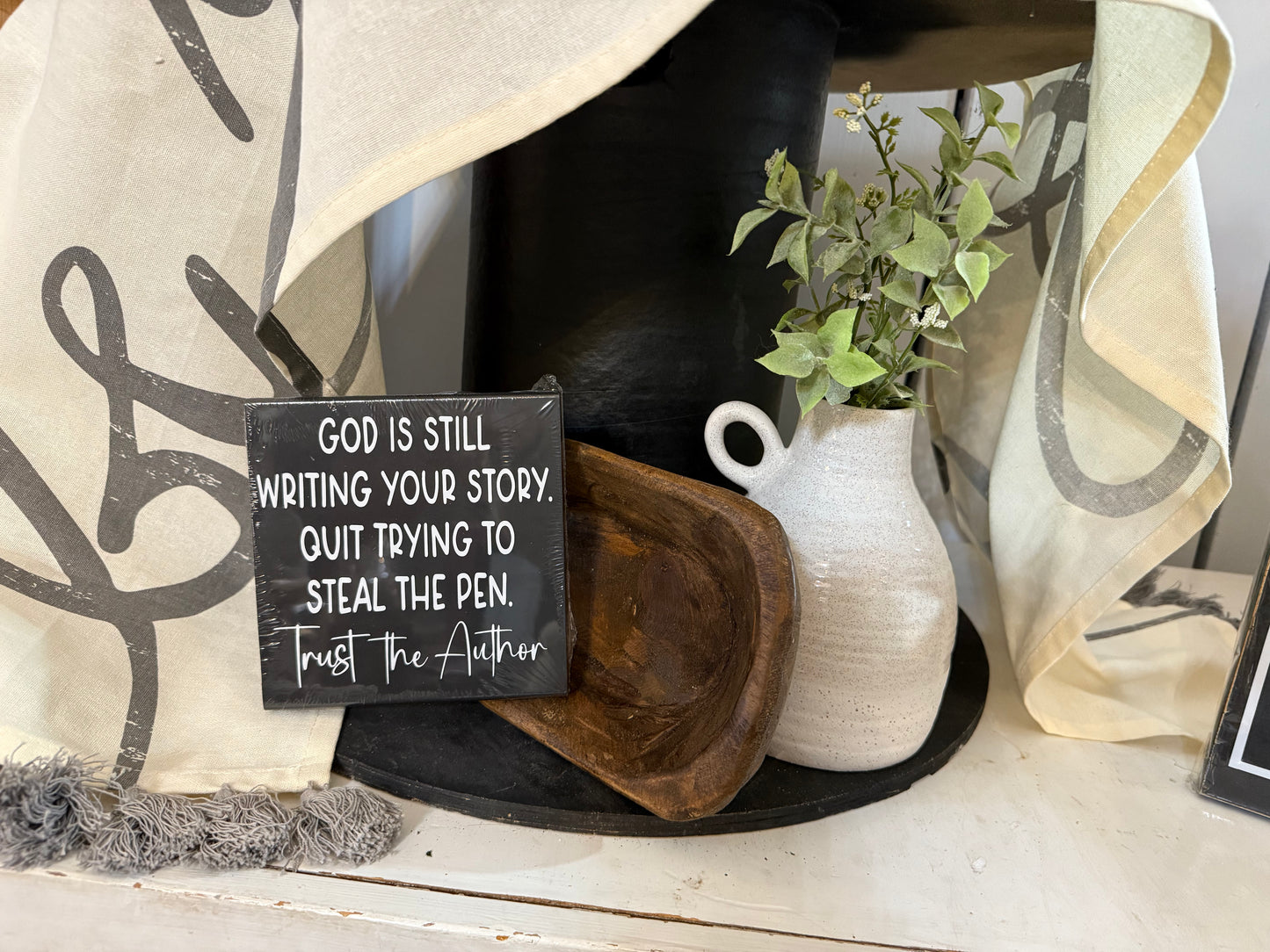 Quit trying to steal the pen