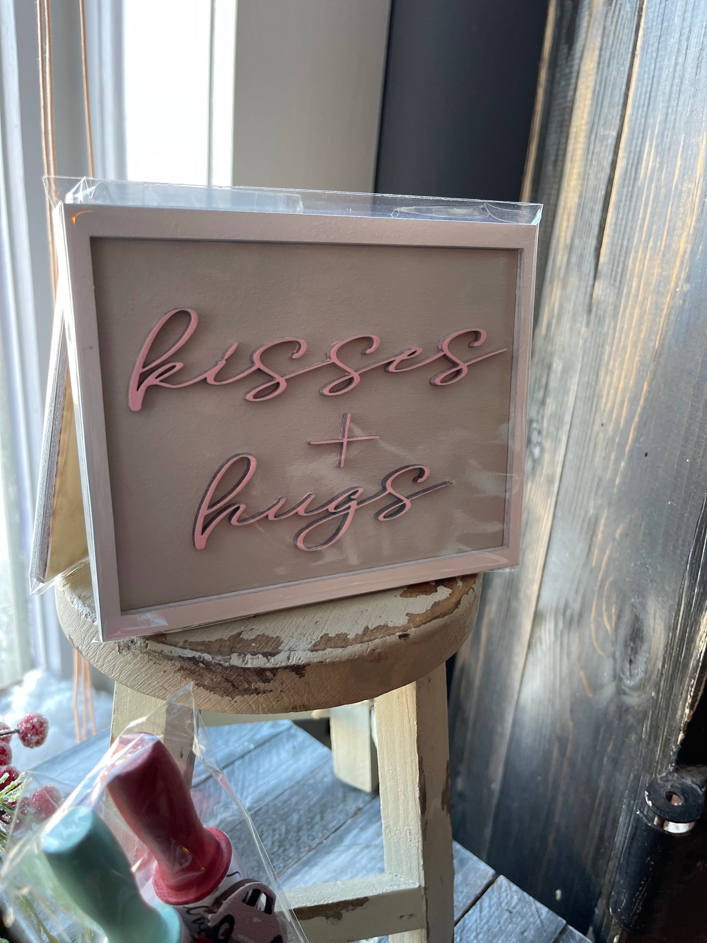 Kisses + Hugs- 4.75"x5.75"