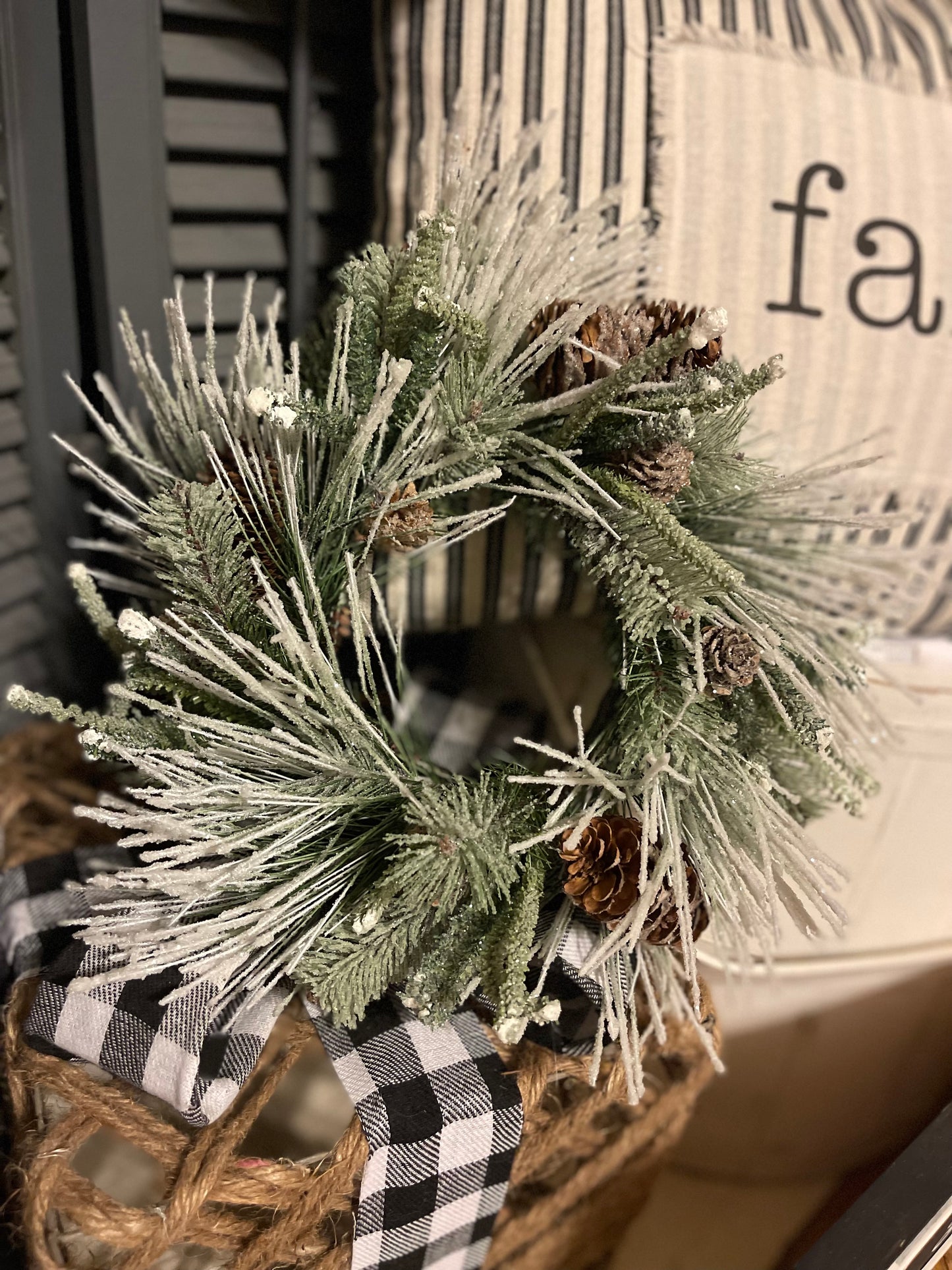 Flocked Multi Green Wreath- X Large