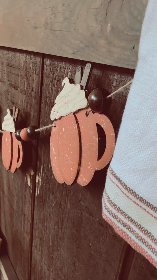 Pumpkin Spice Garland